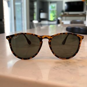 Ray Ban Sunglasses with Polarized lens.  Tortise frame with green lens.